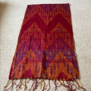 Elegant Red and Orange Patterned Scarf